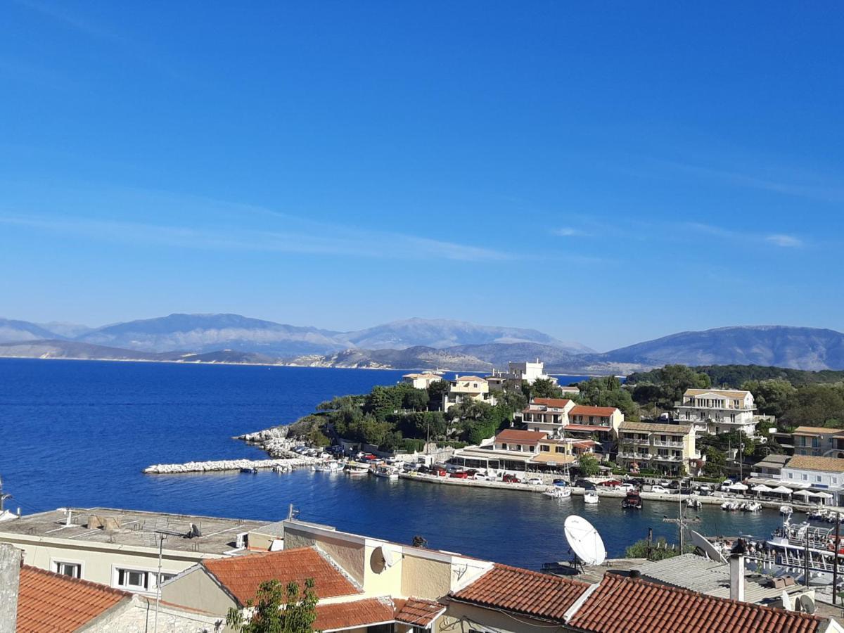 Solaris Methea- Luxury Central Villa By The Castle Kassiopi Exterior photo