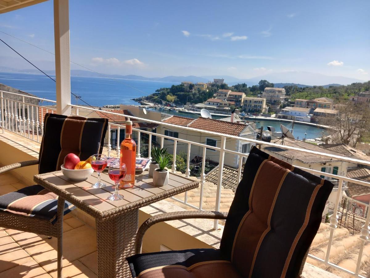 Solaris Methea- Luxury Central Villa By The Castle Kassiopi Exterior photo