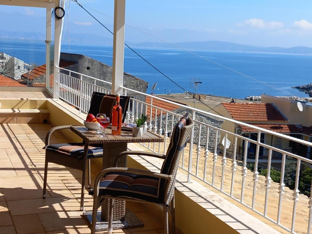 Solaris Methea- Luxury Central Villa By The Castle Kassiopi Exterior photo