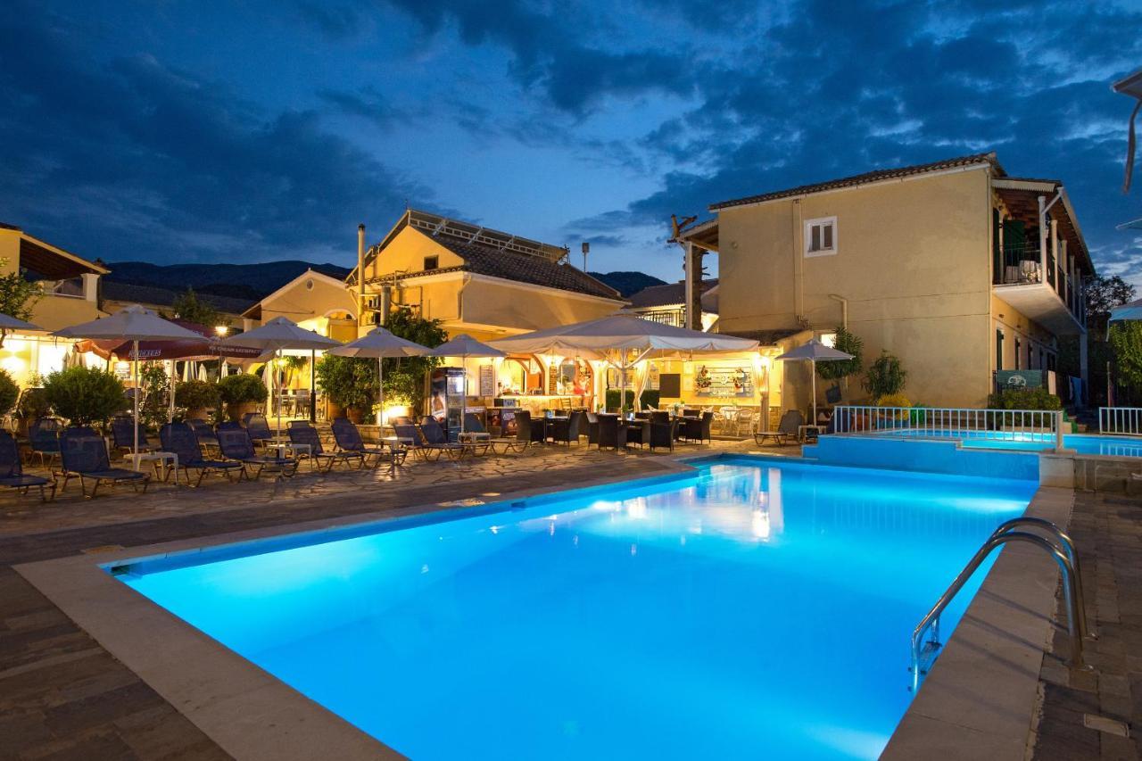 Solaris Methea- Luxury Central Villa By The Castle Kassiopi Exterior photo